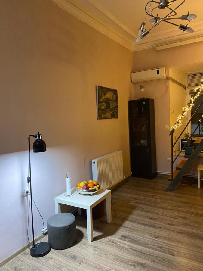 Art Apartment In Kala Tbilisi Historic District Екстер'єр фото