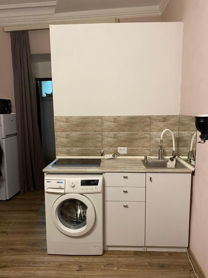 Art Apartment In Kala Tbilisi Historic District Екстер'єр фото